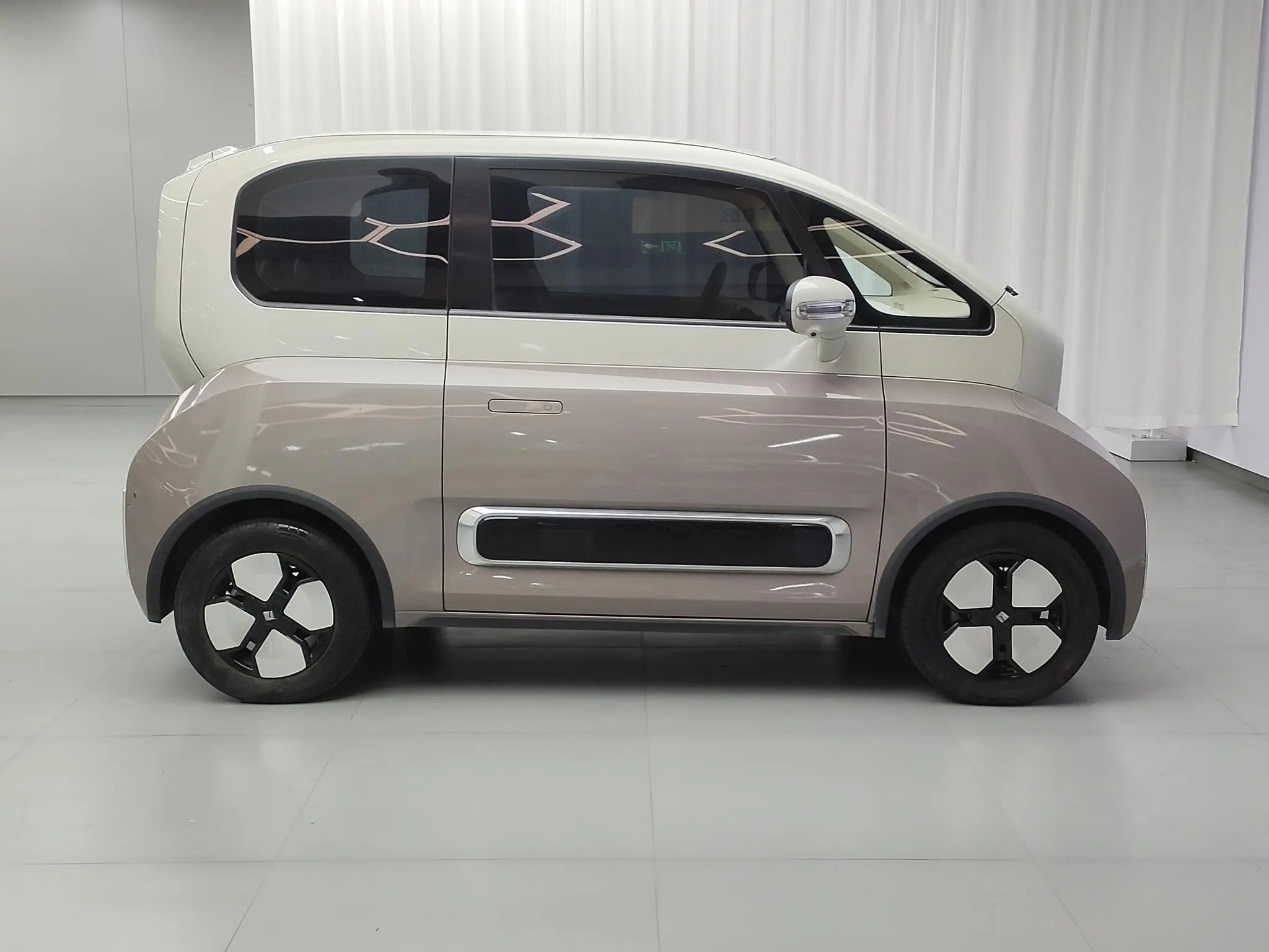 Baojun Baojun KiWi EV Smart luxury version of ternary lithium