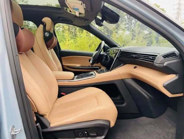 NIO NIO ES6 420KM sports version
