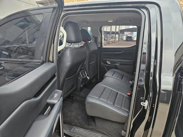 Ford Ranger Ranger 2.3T gasoline Mountain Forest-four-wheel drive automatic Version