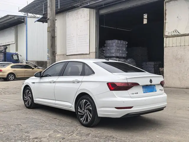 Volkswagen Sagitar 280TSI DSG Comfortable Smart Edition