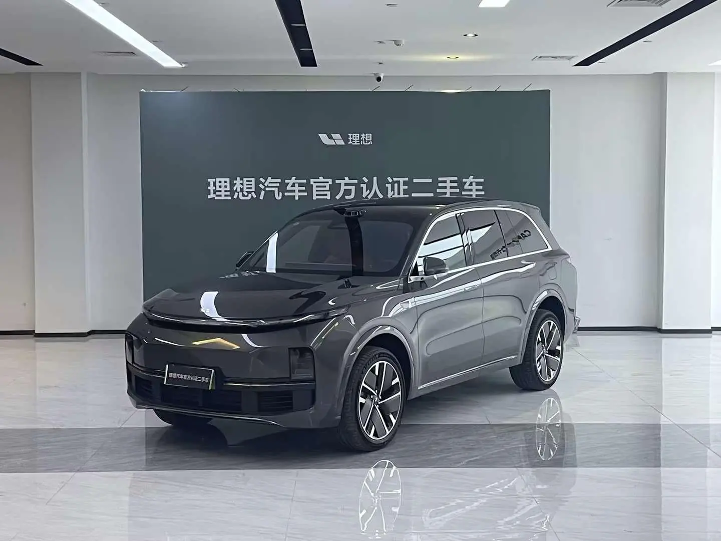 Li Auto Ideal L8 Max Smart new version