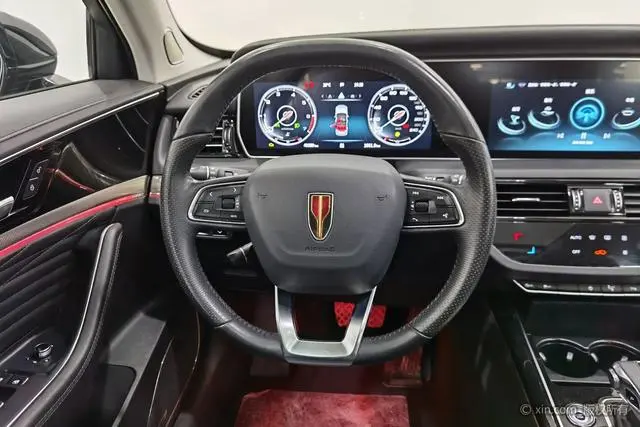 Hongqi Hongqi HS5 Facelift 2.0T Zhilian Flag Enjoy Edition