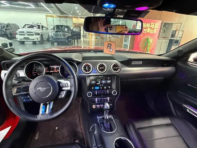 Ford Mustang 2.3T EcoBoost