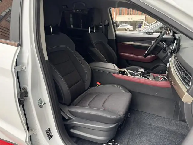 Chery Jetour Jietu X70 1.5T DCT Premium Edition 7 Seats