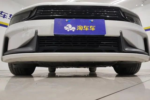 LYNK & CO Lynk 03 2.0TD DCT Jin Plus