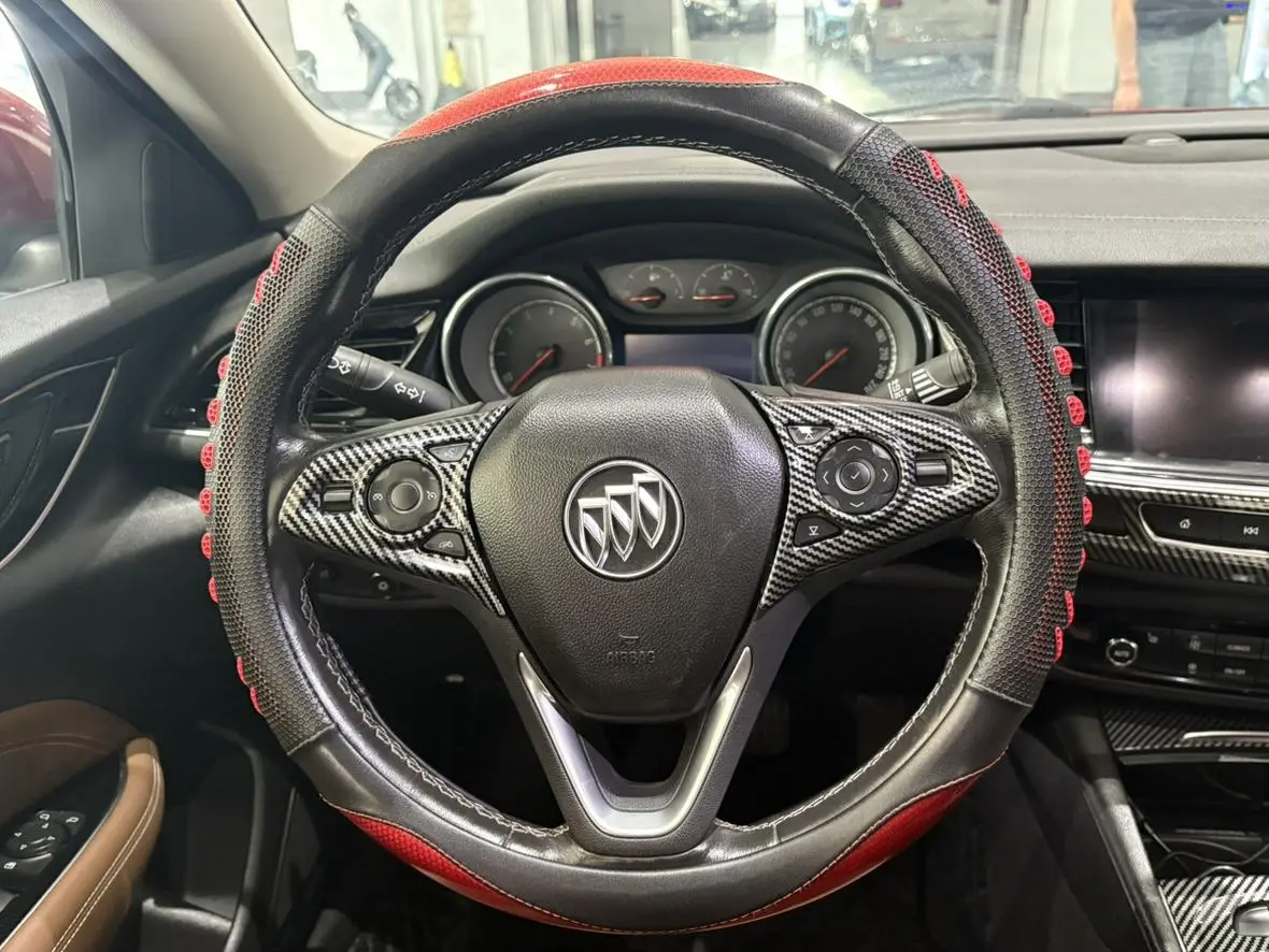 Buick Regal 20T luxury Country VI