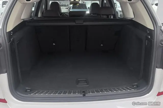 BMW BMW X3 xDrive28i M sports suit country VI