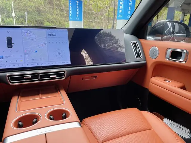 Li Auto Ideal L6 Pro version