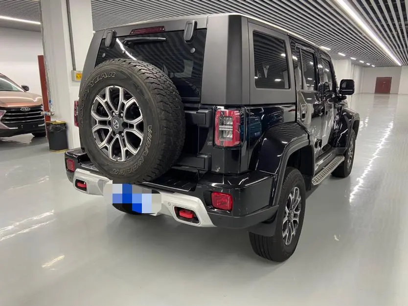 Beijing Beijing off-road BJ40 PLUS 2.3T automatic four-wheel drive exclusive edition Country VI