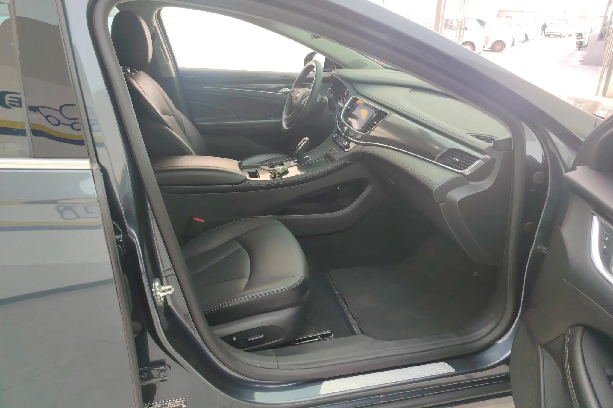 Buick Lacrosse 652T luxury