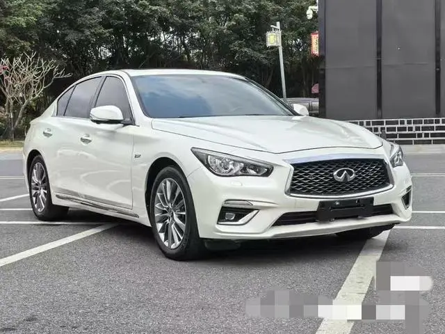 Infiniti Infiniti Q50L 2.0T Yixiang Edition Country VI