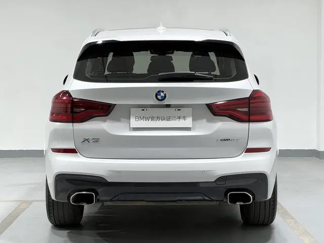BMW BMW X3 xDrive25i M sports suit