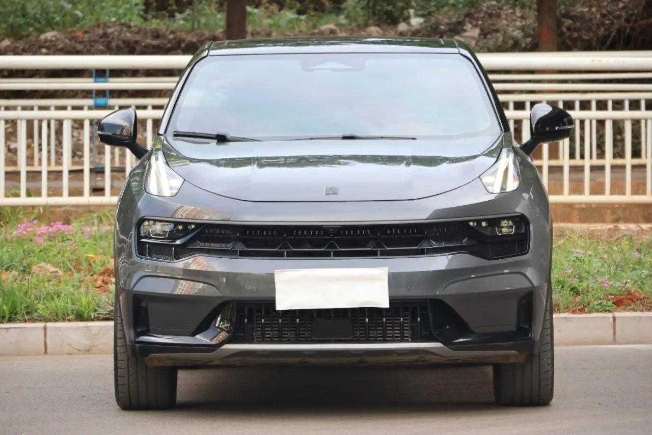 LYNK & CO Lynk 05 2.0TD four-wheel drive Halo