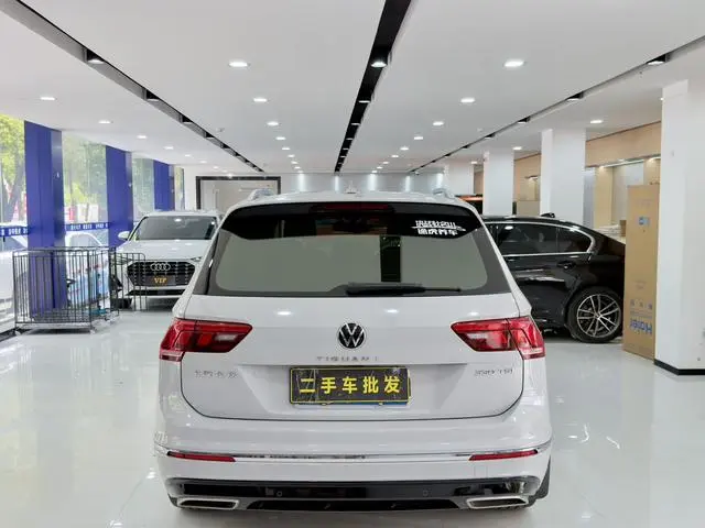 Volkswagen Tiguan L 330TSI automatic two-wheel drive R-Line Premium edition