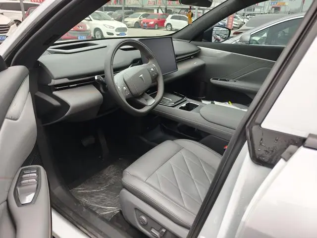 Shenlan Deepal Dark blue S05 520Max pure electric version