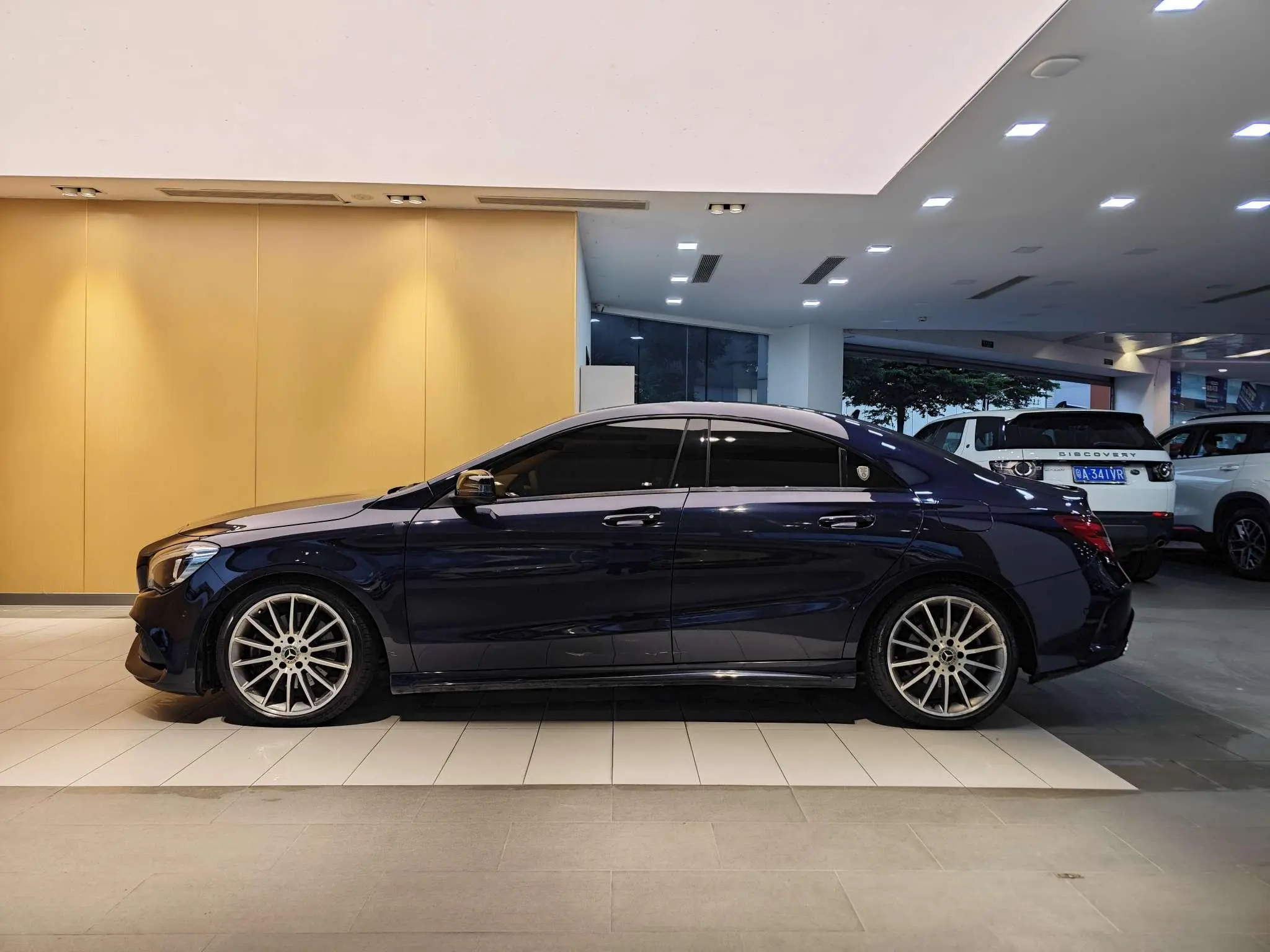 Mercedes-Benz Mercedes-Benz CLA CLA 220 4MATIC