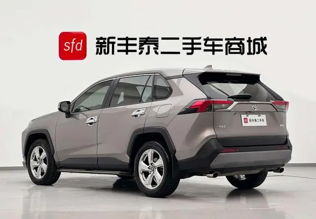 TOYOTA RAV4 Rongfang 2.0L CVT two-wheel drive fashion Plus version