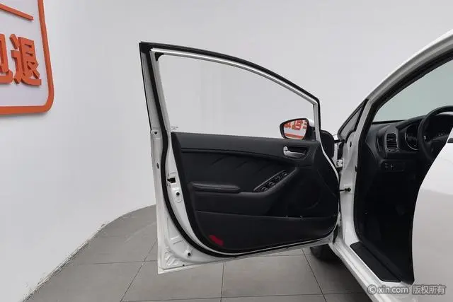 Kia Kia K3 1.6L manual GL