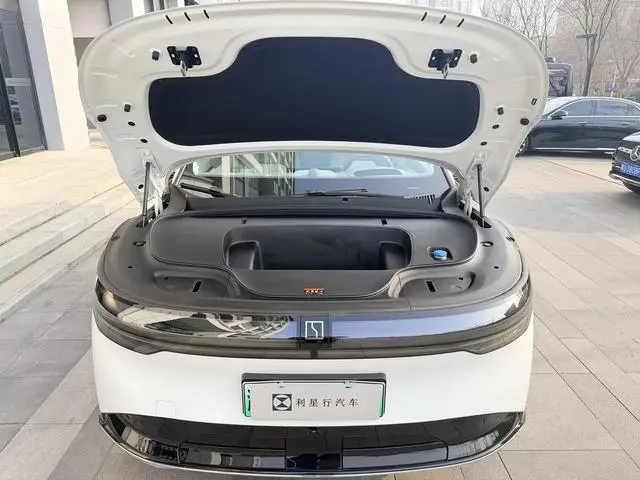 ZEEKR ZEEKR 7X 75kWh rear drive smart Driving Version