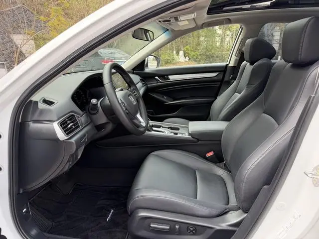 Honda Accord 260TURBO Premium Edition Country V