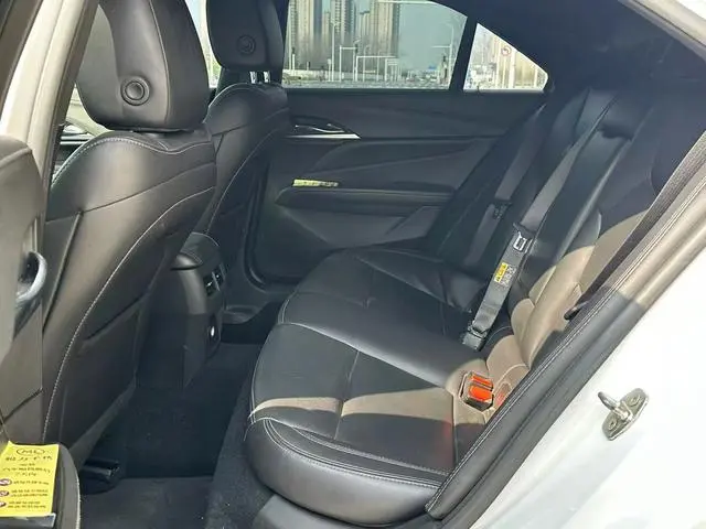 Cadillac Cadillac CT4 28T luxury