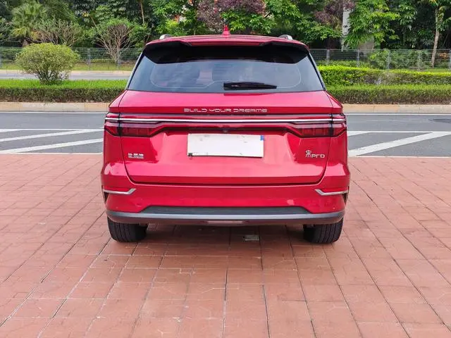 BYD Song Pro DM DM 1.5T four-wheel drive performance version flagship model