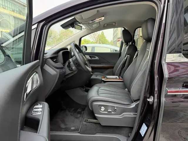 Hongqi Hongqi HQ9 PHEV Four-wheel drive Deluxe Edition