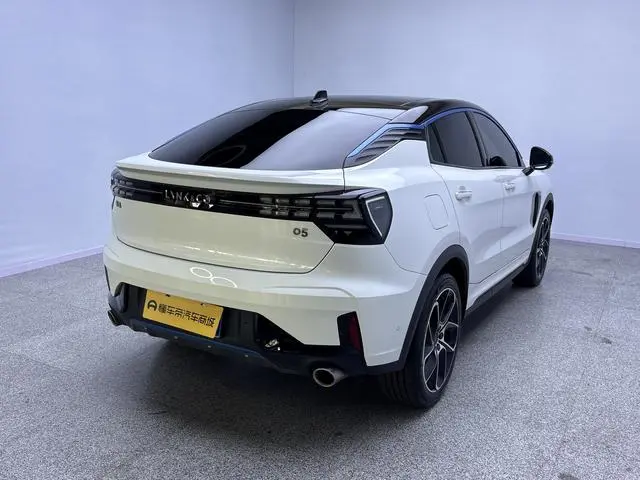 LYNK & CO Lynk 05 2.0TD two-wheel drive Halo