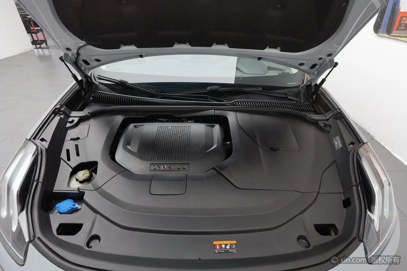 LYNK & CO Lynk & Co. 06 EM-P 84KM battery life version Pro
