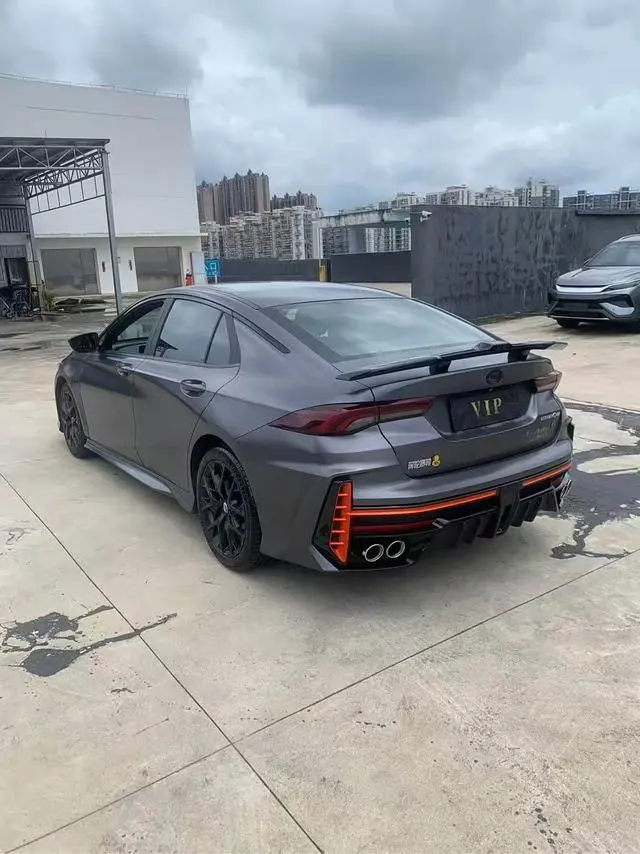GAC Shadow Leopard 270T J16 R-Style track version