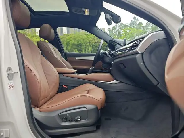 BMW BMW X6 xDrive35i M sports suit