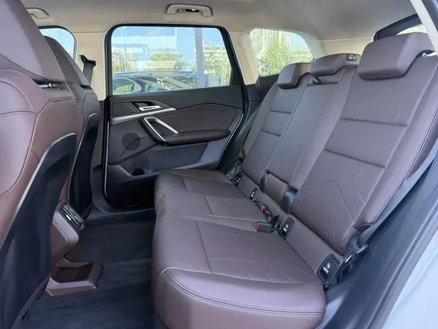 BMW BMW iX1 eDrive25L M sports suit