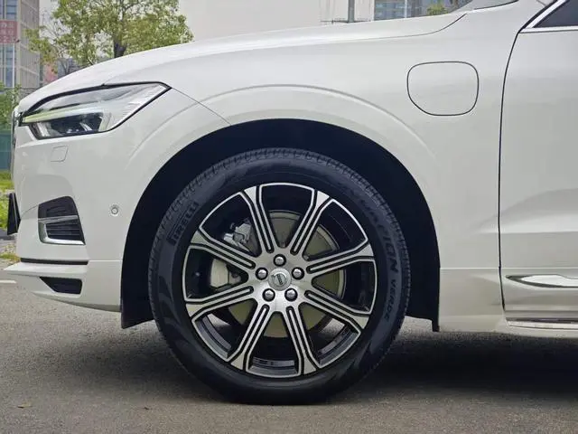 Volvo Volvo XC60 PHEV T8 E-drive Hybrid Zhizun Deluxe Edition Country V