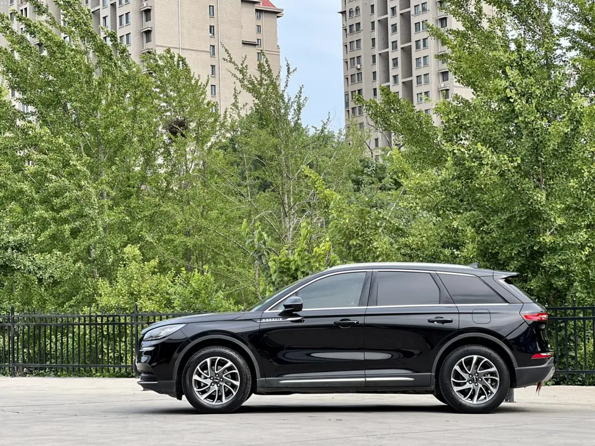Lincoln Adventurer 2.0T two-wheel drive Zunya edition