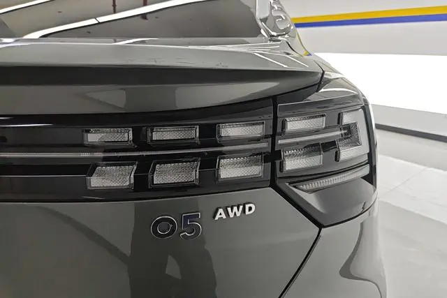 LYNK & CO Lynk 05 2.0TD four-wheel drive Halo