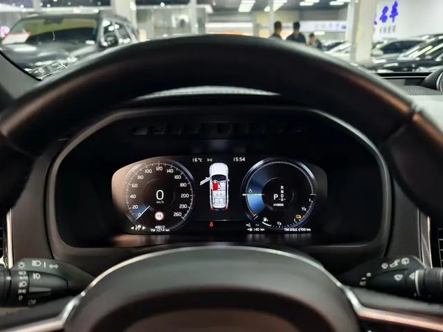 Volvo Volvo XC90 PHEV Facelifted E-drive hybrid T8 Zhizun Deluxe Edition 7-seater
