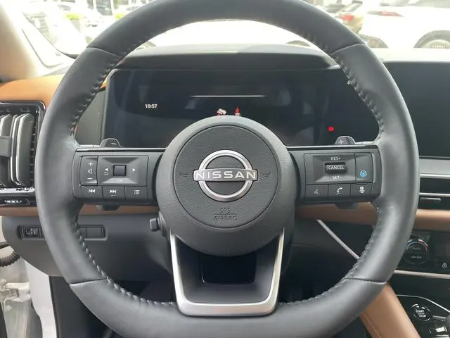 Nissan Exploring the land 380VC-TURBO four-wheel drive Zhizun Edition six-seater