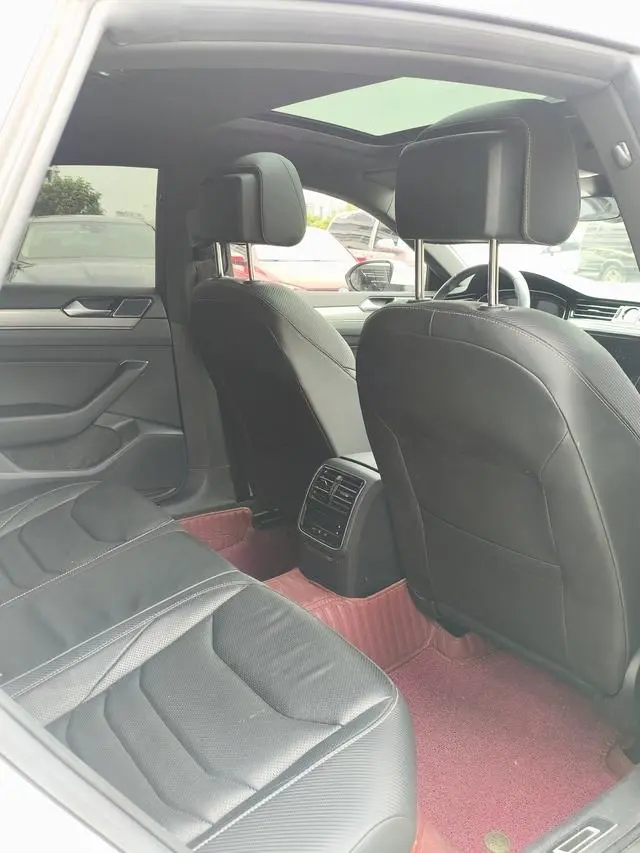 Volkswagen Volkswagen CC 330TSI Charm Edition Country VI