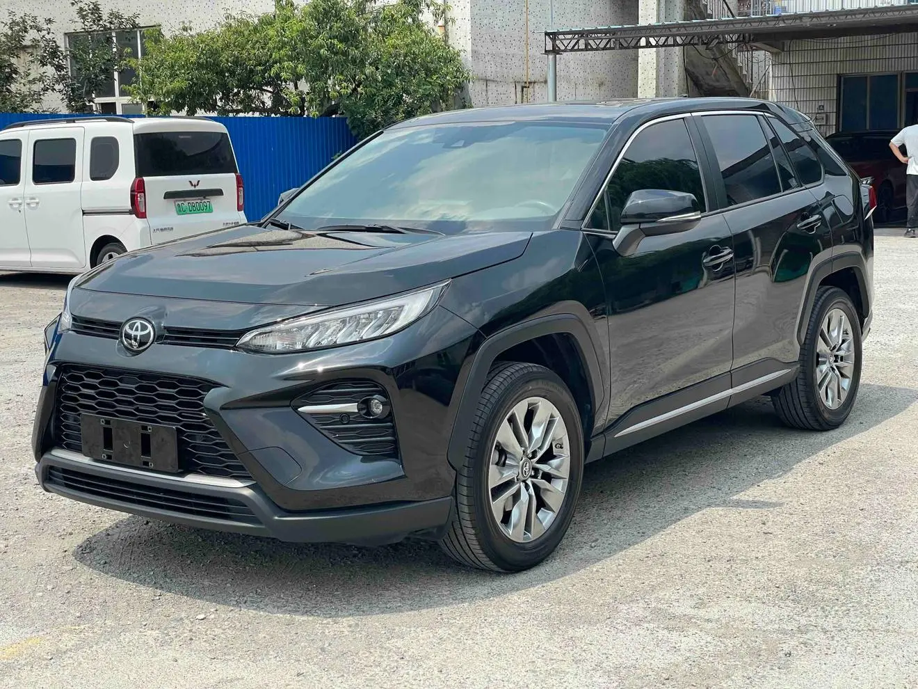 TOYOTA Wilanda 2.0L two-wheel drive deluxe edition