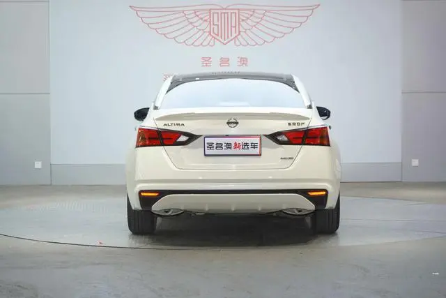 Nissan Teana 2.0 L XL Upper AD1 Smart Line Pilot Edition