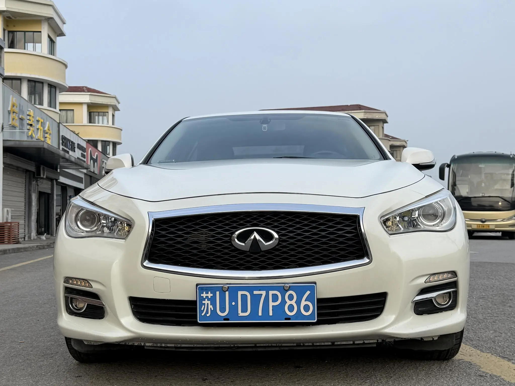 Infiniti Infiniti Q50L 2.0T Comfort Edition