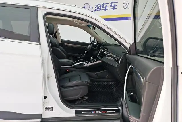 Geely Boyue 1.8TD DCT Zhilian PRO