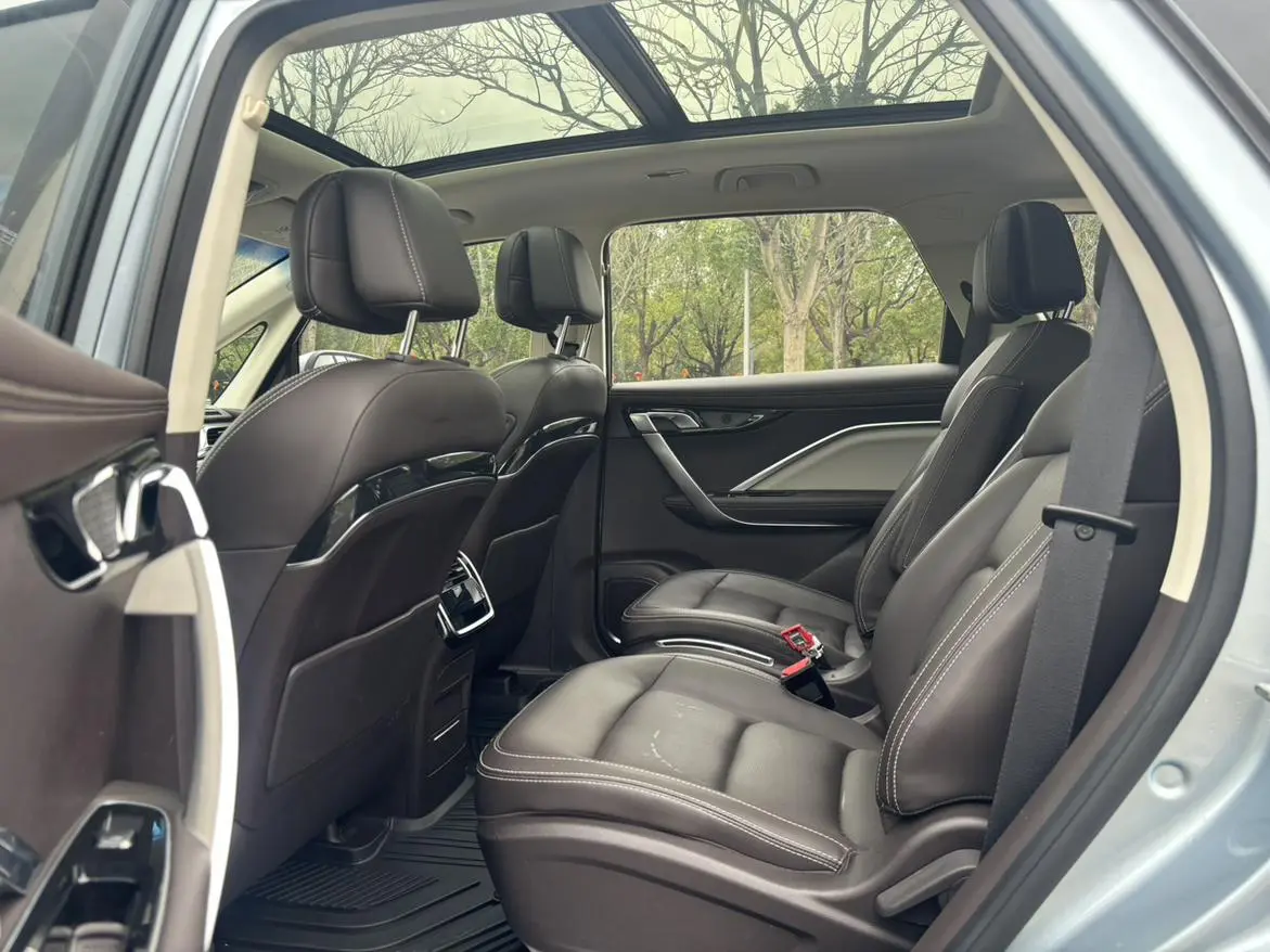 Geely Jiajie 1.5TD DCT Premium Type