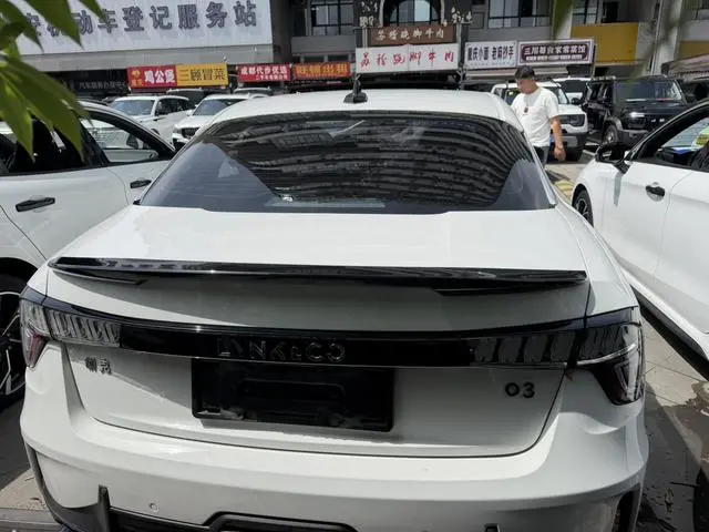 LYNK & CO Lynk 03 1.5TD DCT Jin Plus