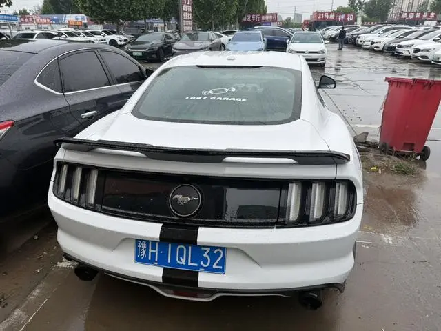 Ford Mustang 2.3T Performance Version