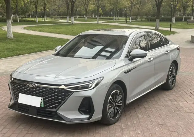 Chery Fengyun Fengyun A8 127 Wind-by-wind version
