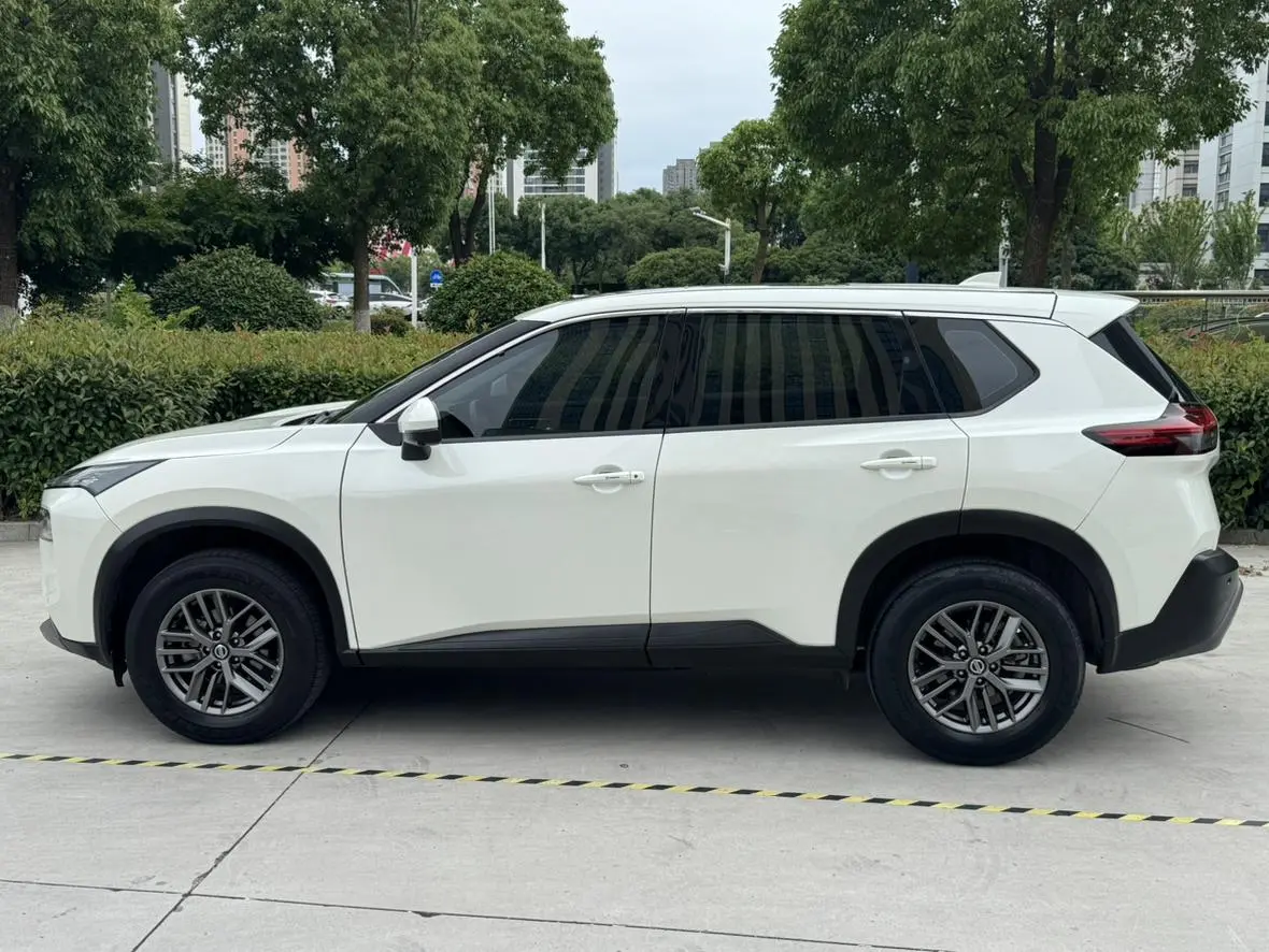 Nissan Qijun VC-Turbo 300 CVT 2WD Deluxe Edition