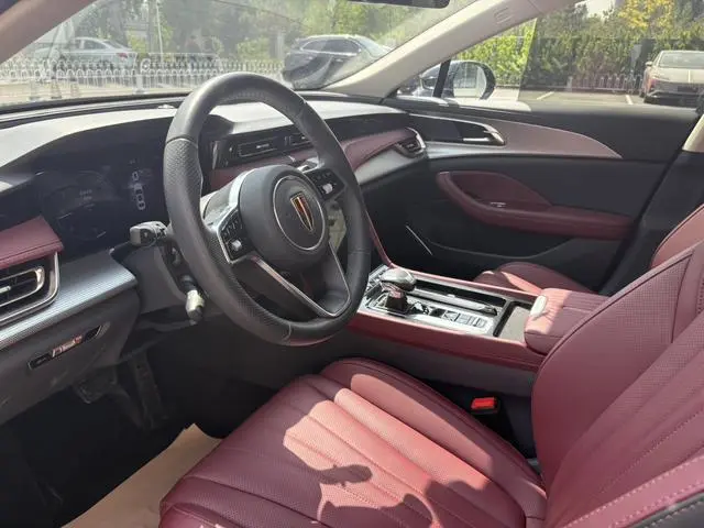 Hongqi Hongqi H5 2.0T Automatic Smart Union Flag Enjoy Edition