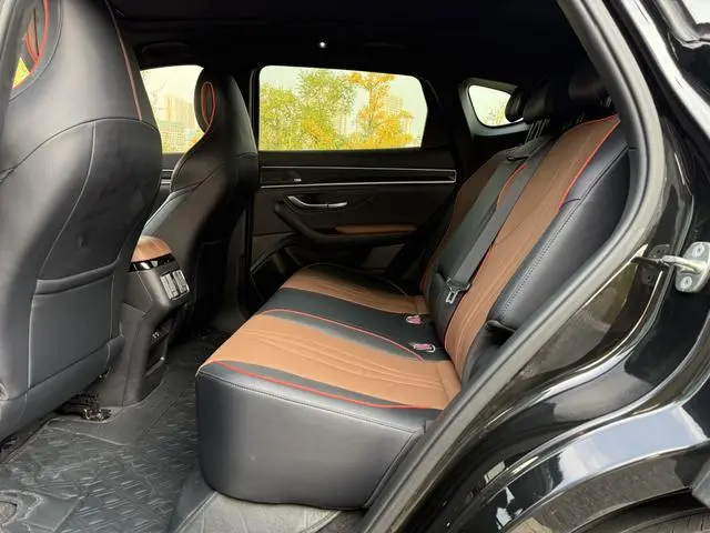 BYD Song PLUS DM DM-i 100KM four-wheel drive flagship PLUS