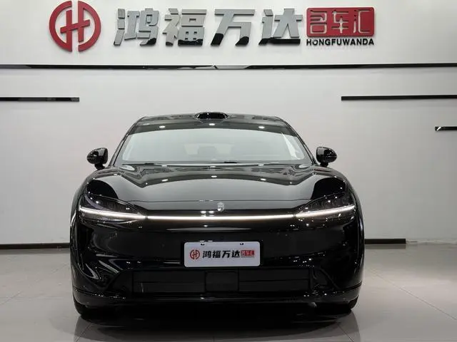 LUXEED Wisdom World R7 Pure electric UItra